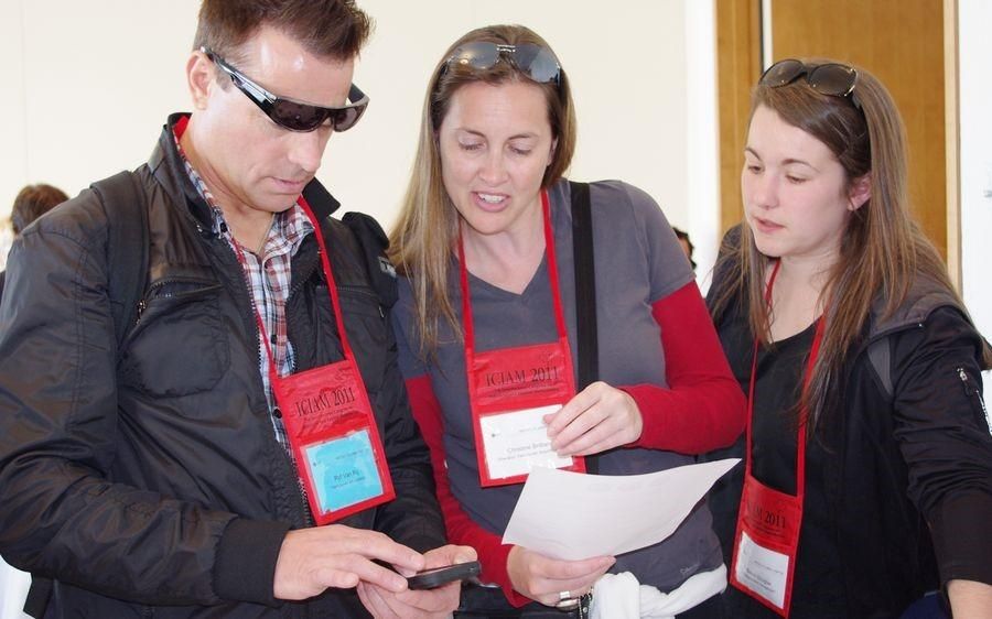 podcast-pro-tips-to-plan-your-first-team-building-event-1